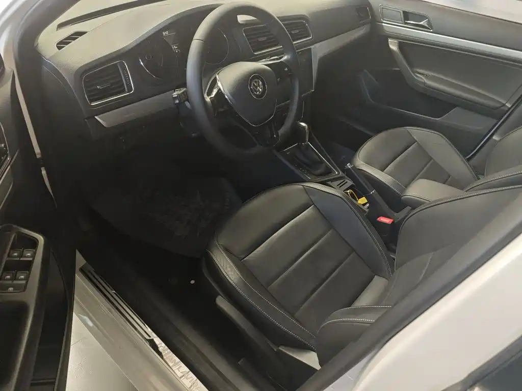 Volkswagen Gran Lavida 2017 — фото 12