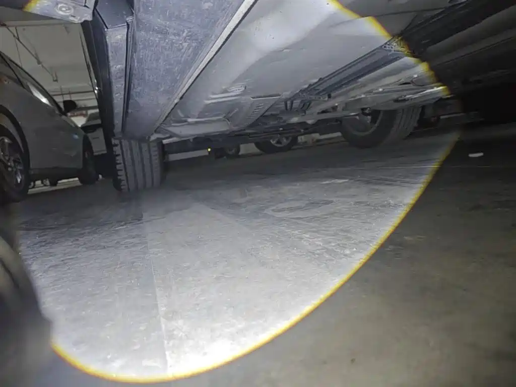 Cadillac XT4 2023 — фото 22