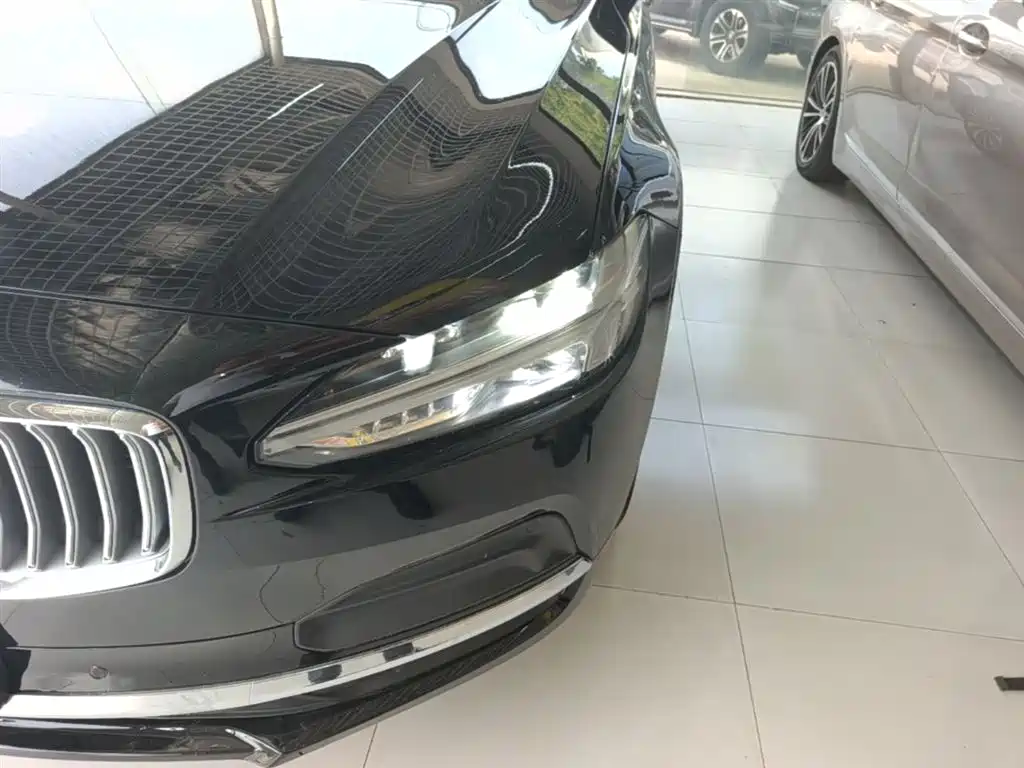 Volvo S90 2023 — фото 24