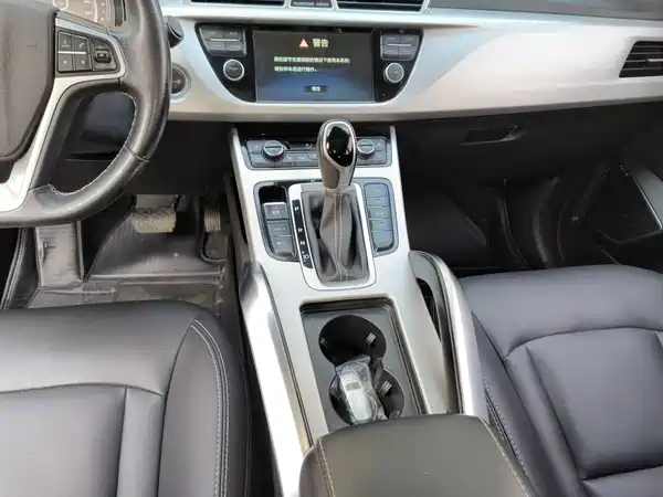 Geely Boyue 2016