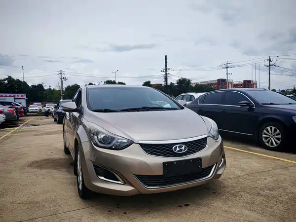 Hyundai Elantra Langdong 2017