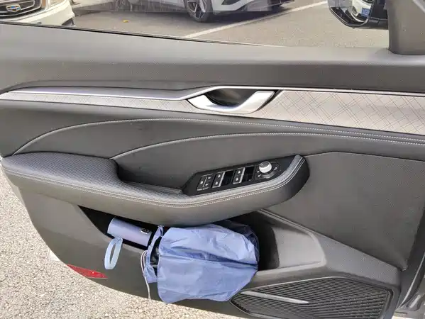 Geely Xingrui 2022