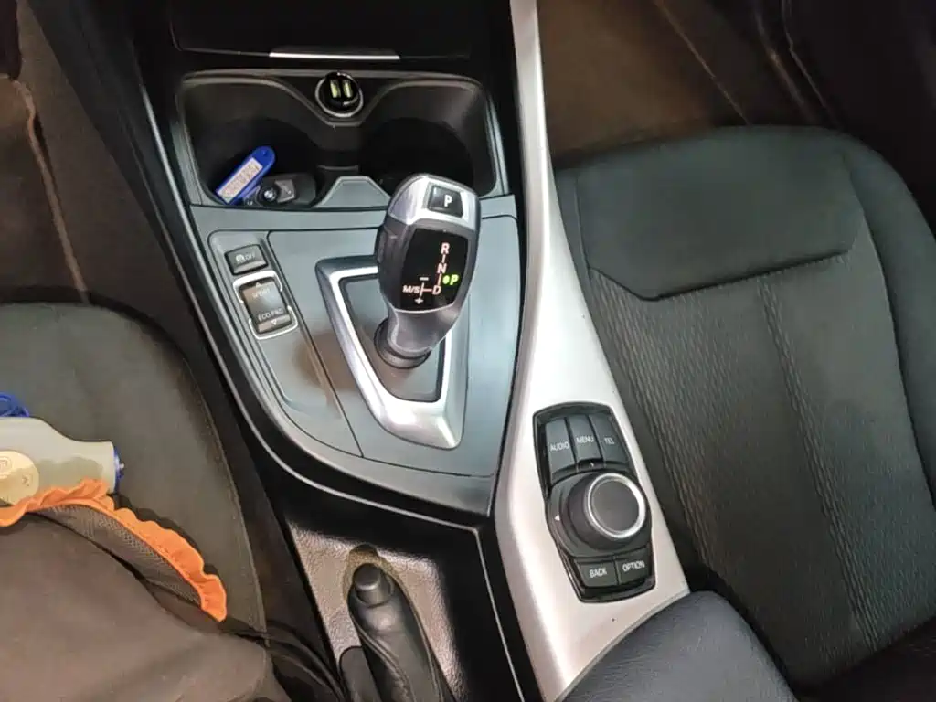 BMW 1 Series 2016 — фото 14