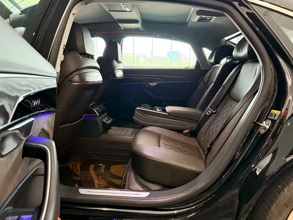 Audi A8 2021