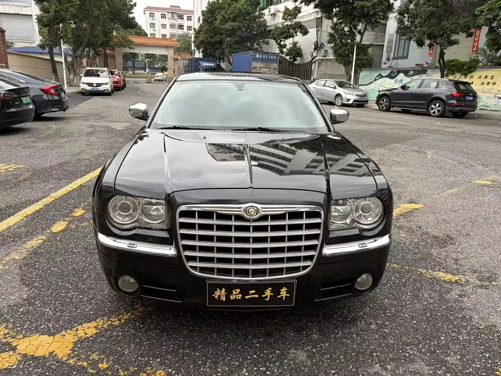 Chrysler 300C 2006 — фото 2