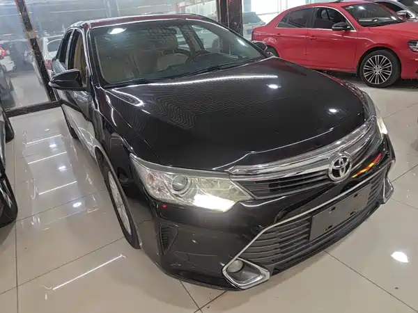 Toyota Camry 2015