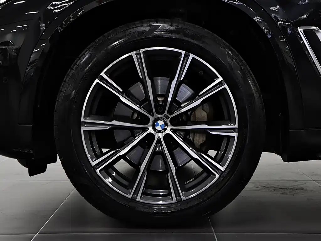 BMW X5 2022 — фото 8
