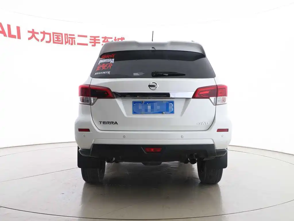 Nissan Terra 2023 — фото 14