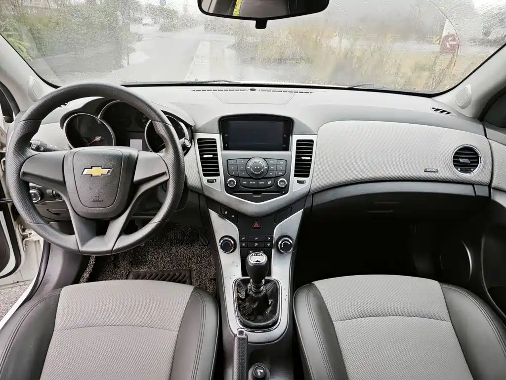 Chevrolet Cruze 2012 — фото 10