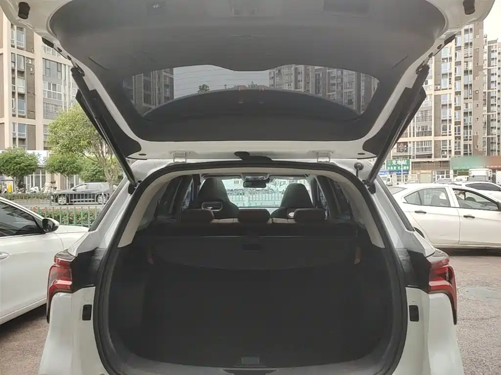 Changan CS75 PLUS 2021 — фото 19