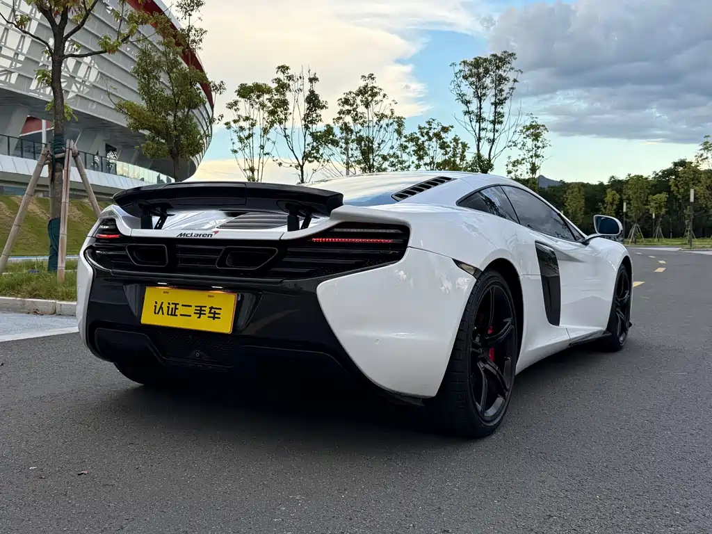 McLaren 650S 2016 — фото 6