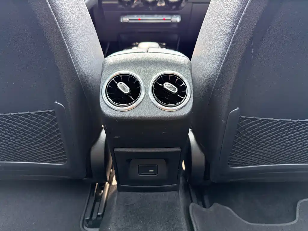 Mercedes-Benz A-Class 2021 — фото 19