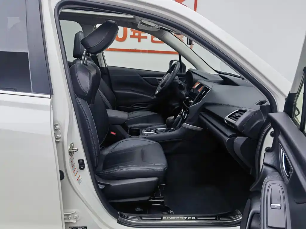 Subaru Forester 2019 — фото 23