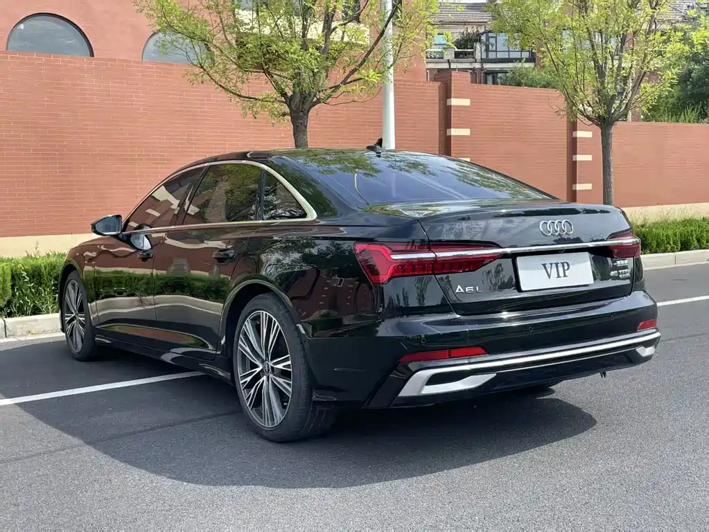 Audi A6L 2023 — фото 11