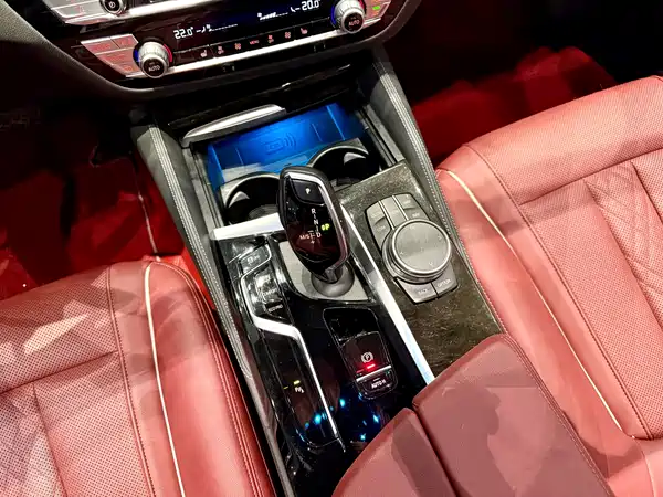 BMW 5 Series 2022