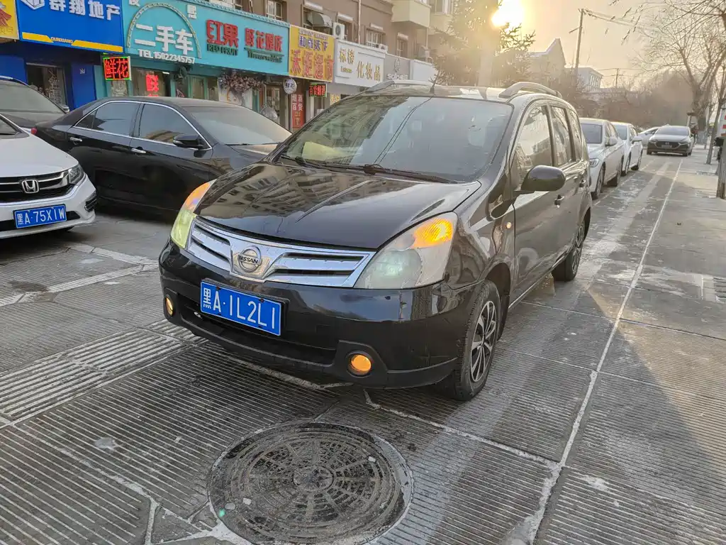 Nissan Livina 2013