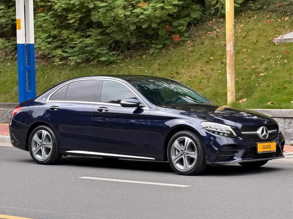 Mercedes-Benz C-Class 2020 — фото 3