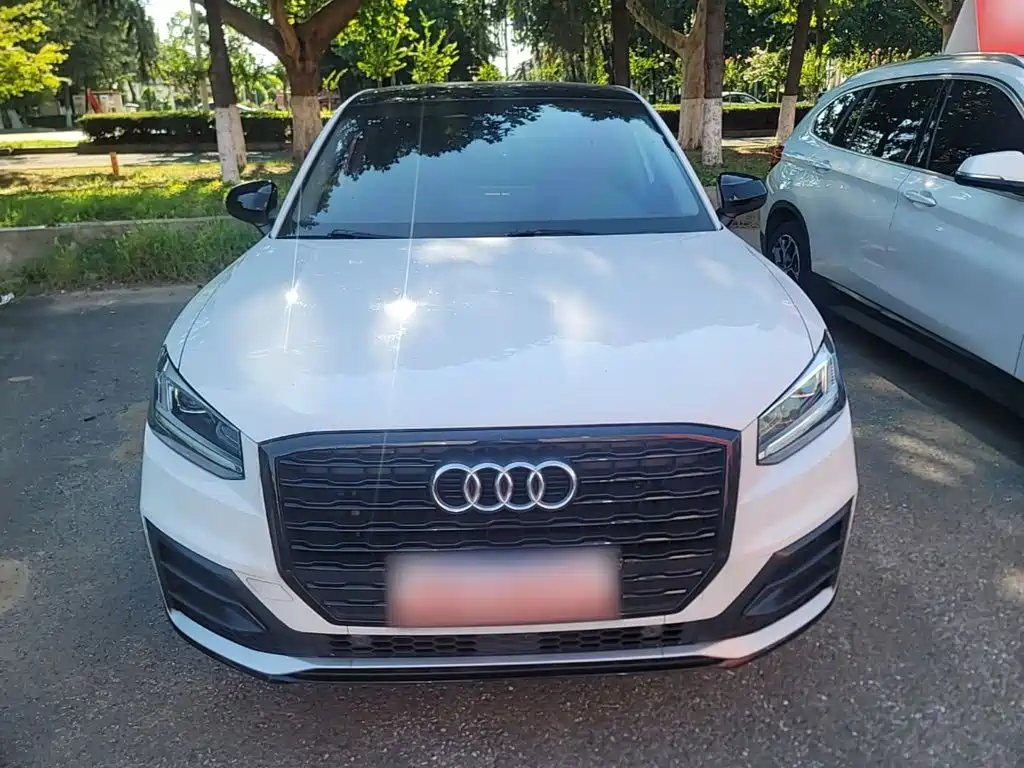 Audi Q2L 2021