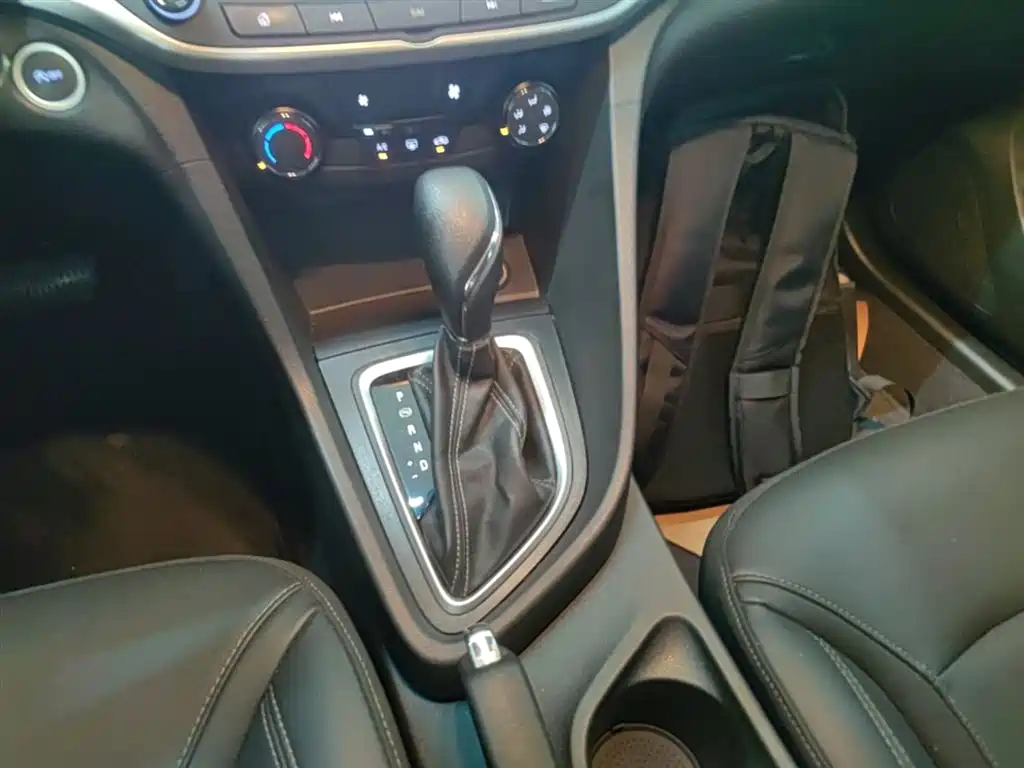 Buick Excelle 2021 — фото 14
