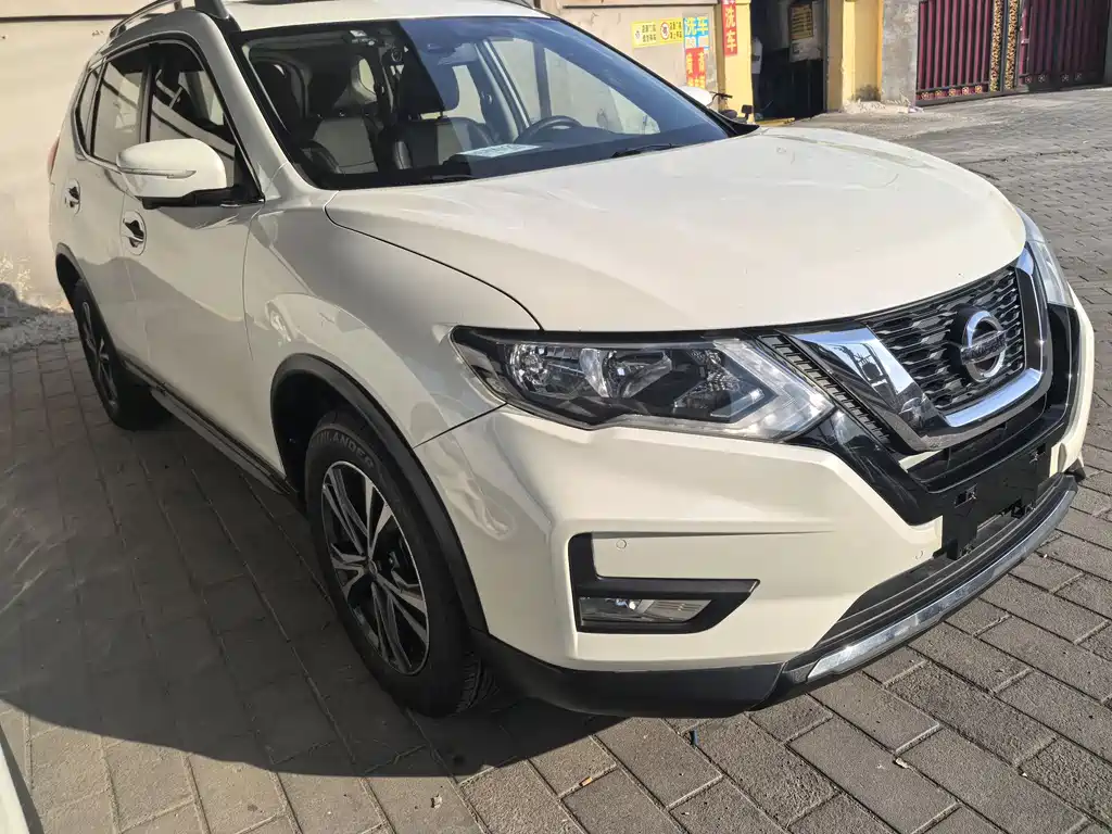 Nissan X-Trail 2017 — фото 3