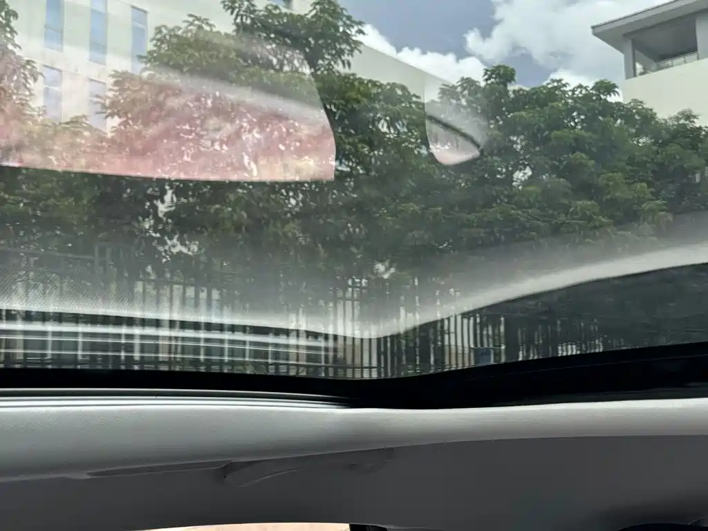 Changan UNI-V Smart Electric Idd 2023 — фото 10