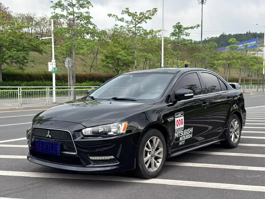 Mitsubishi Lancer EX 2017 — фото 1