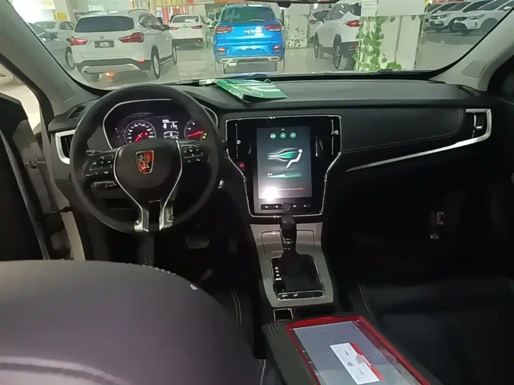 Roewe RX5 2020 — фото 10