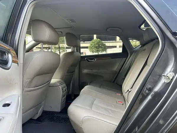 Nissan Sylphy 2015