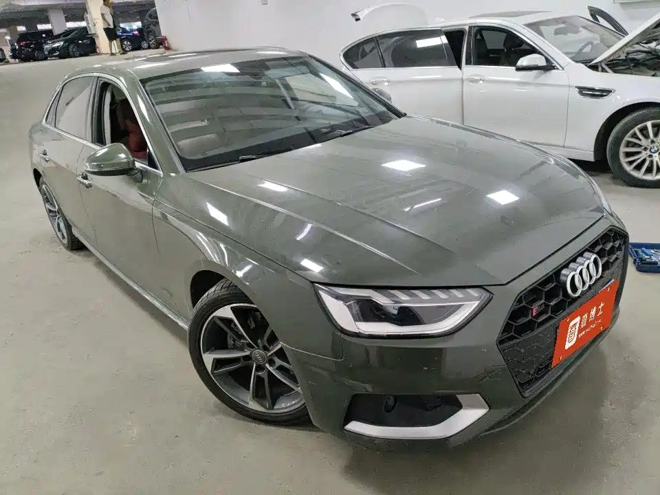 Audi A4L 2020 — фото 2
