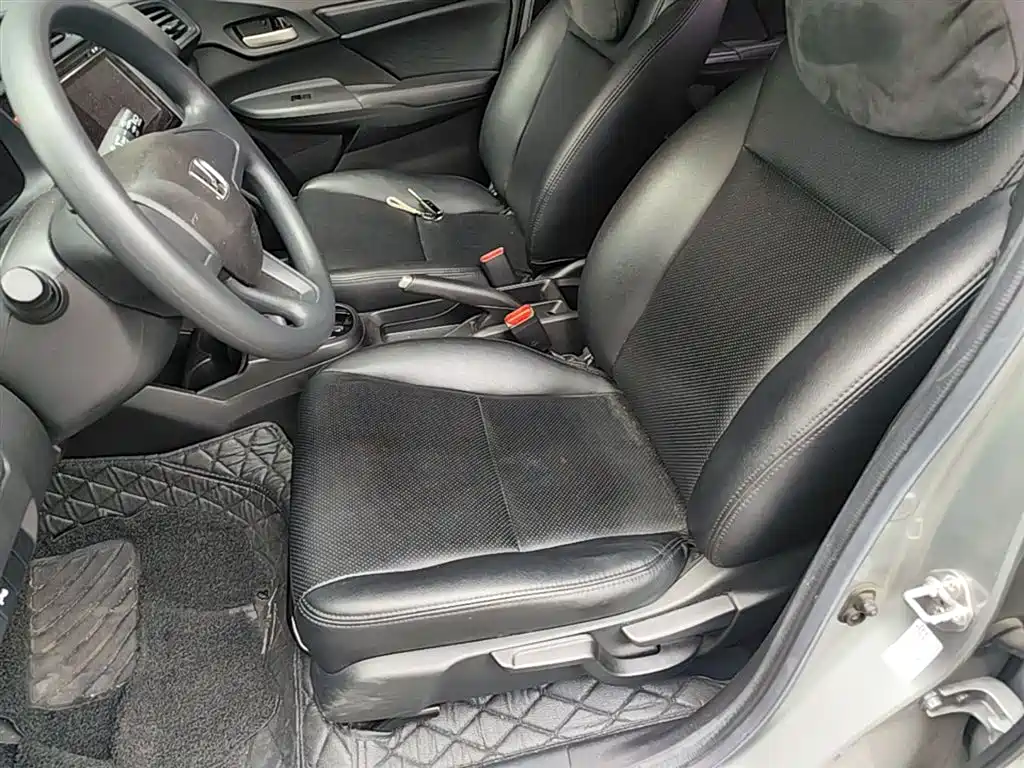 Honda Fit 2016 — фото 14