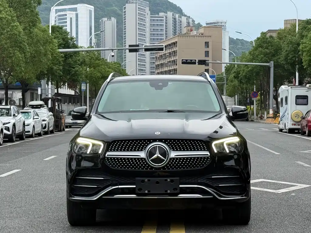 Mercedes-Benz GLE 2022 — фото 2