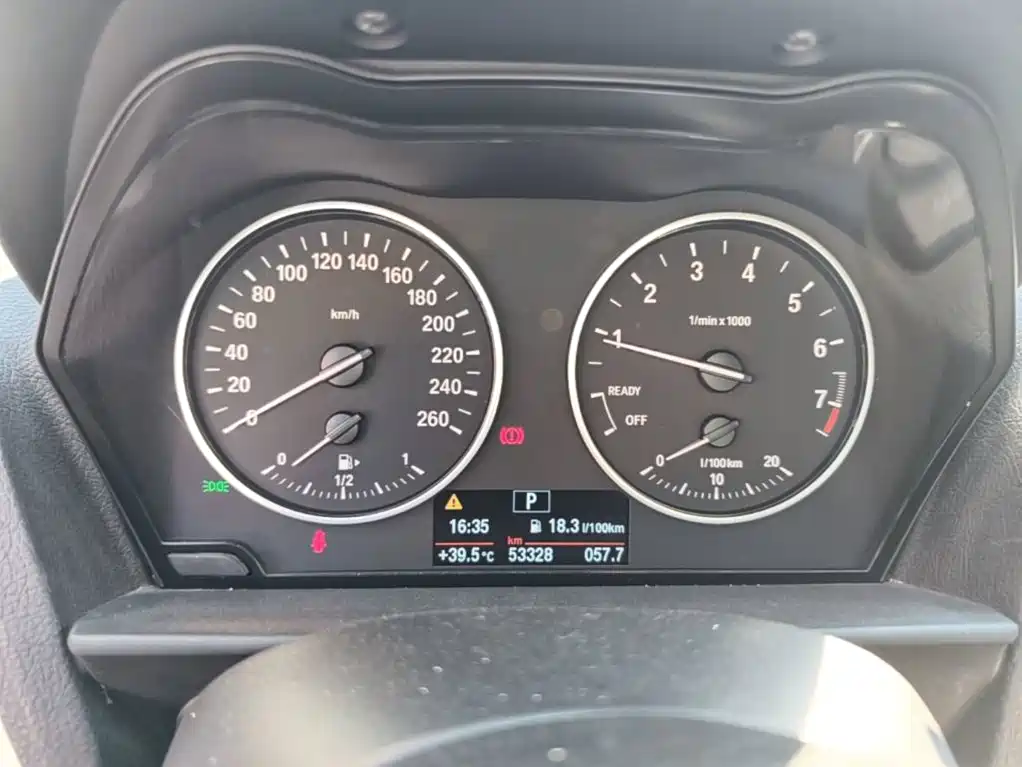 BMW 1 Series 2016 — фото 12