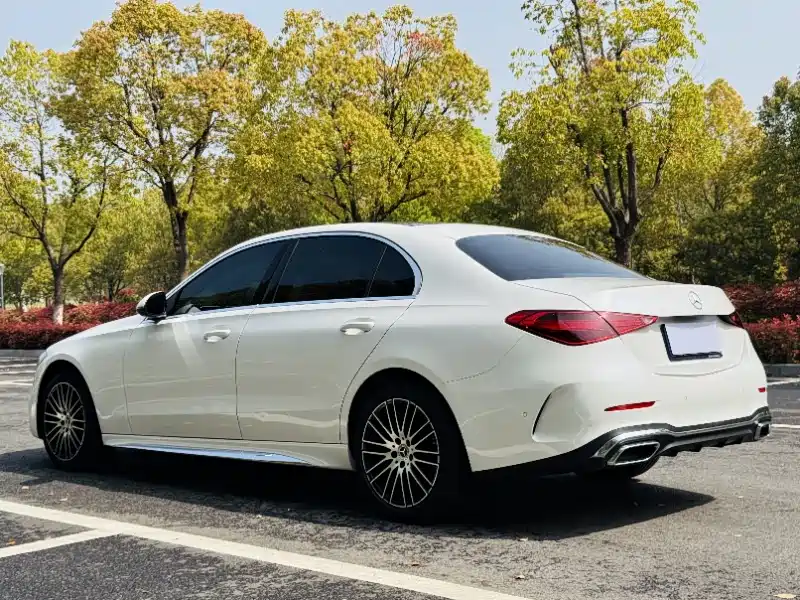 Mercedes-Benz C-Class 2023 — фото 5