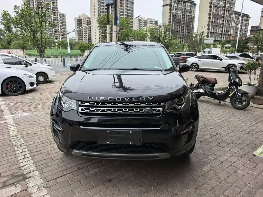 Land Rover Discovery Sport 2018 — фото 2