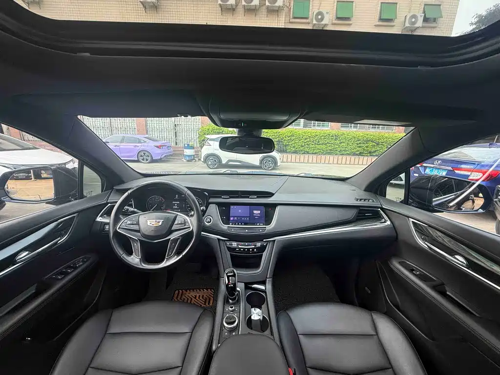 Cadillac XT5 2021 — фото 15