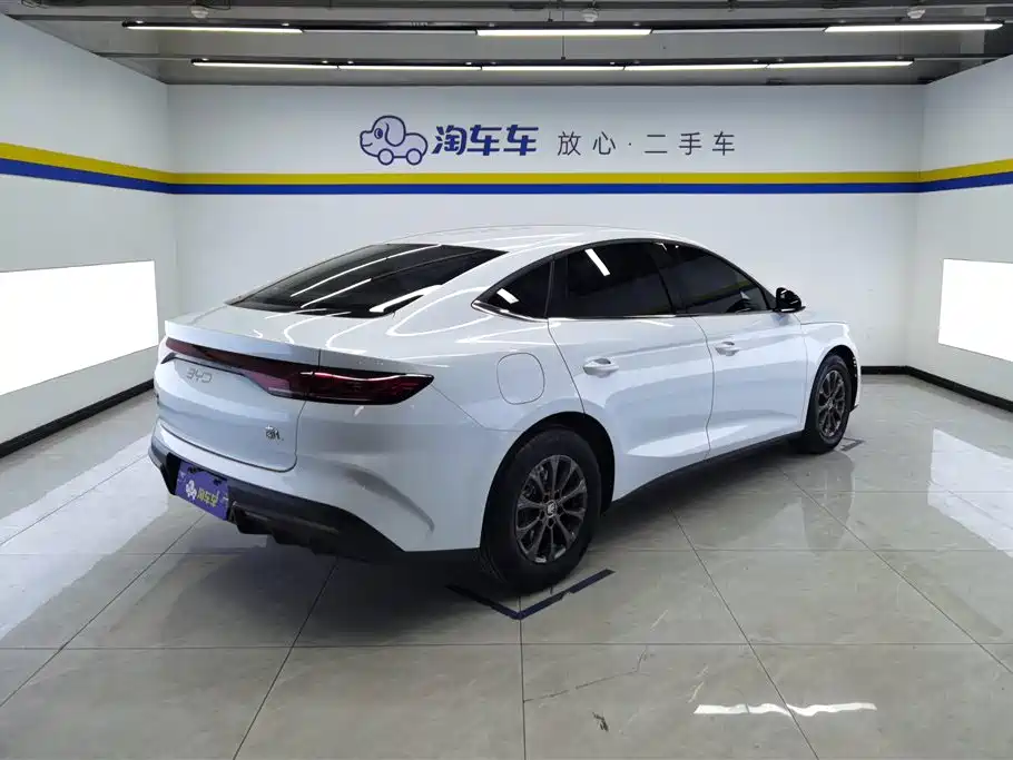 BYD Qin L 2024 — фото 3