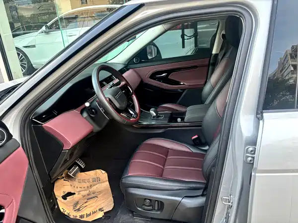 Land Rover Range Rover Evoque 2024