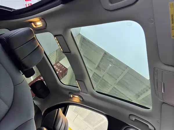 Mercedes-Benz C-Class 2021