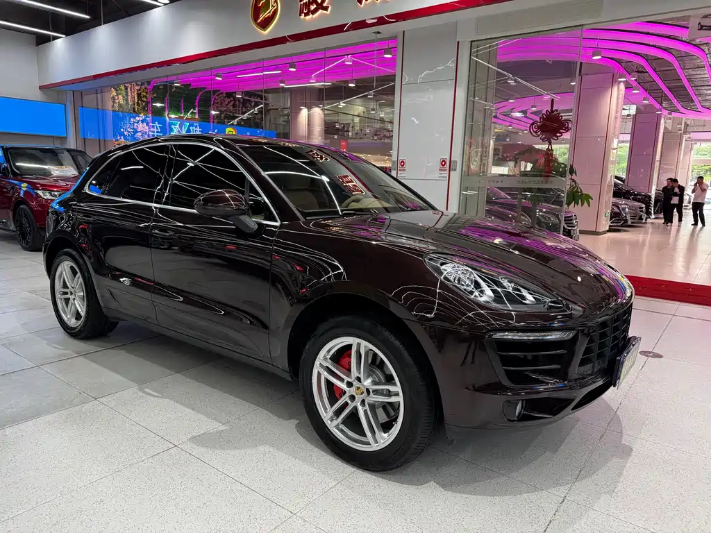 Porsche Macan 2016