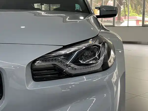 BMW M2 2023