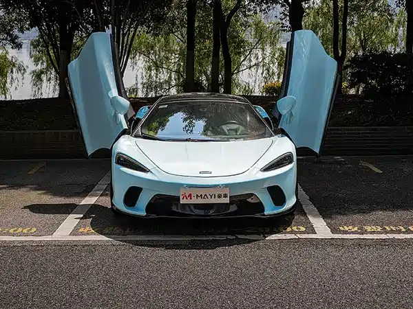 McLaren GT 2020