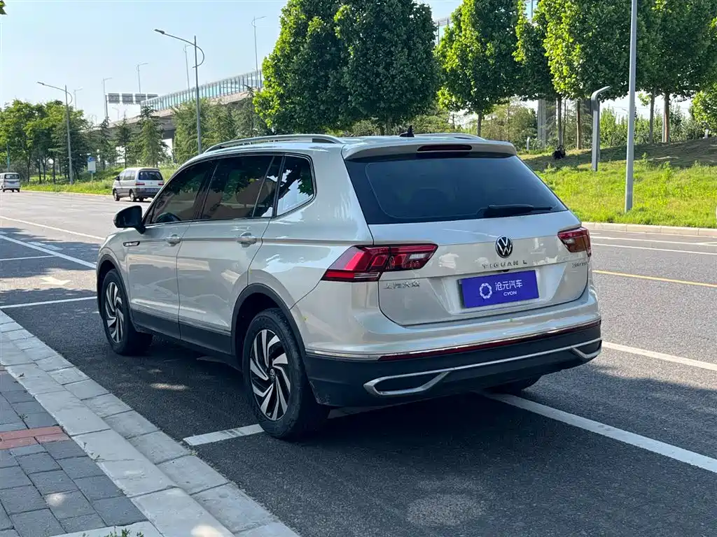 Volkswagen Tiguan L 2023 — фото 5