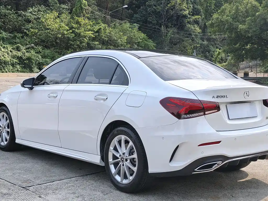Mercedes-Benz A-Class 2022 — фото 16
