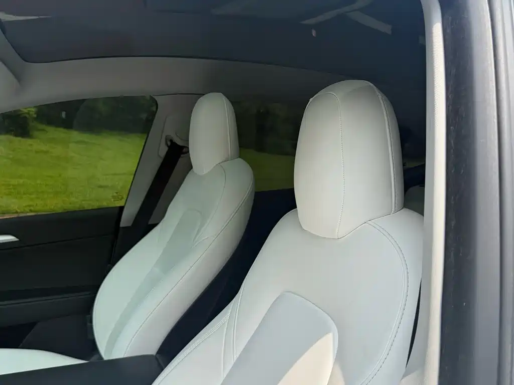 Tesla Model Y 2022 — фото 12