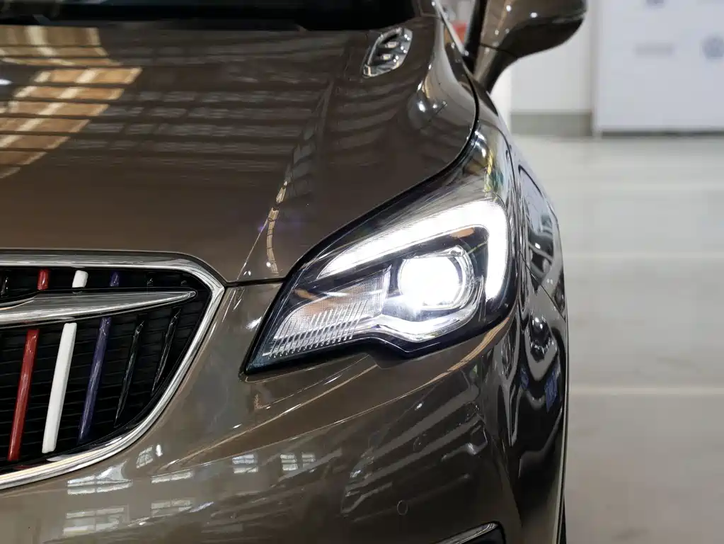 Buick Envision Plus 2019 — фото 6
