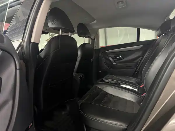 Volkswagen CC 2010