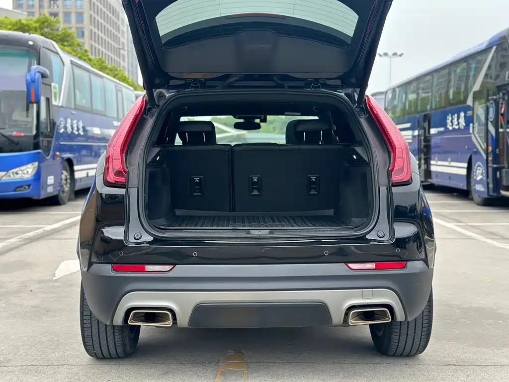 Cadillac XT4 2020 — фото 19