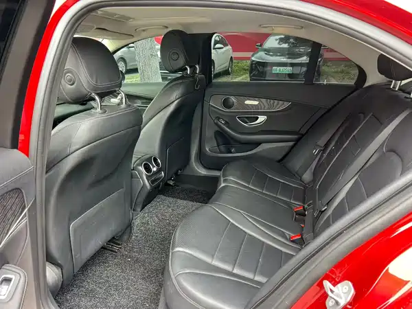 Mercedes-Benz C-Class 2019