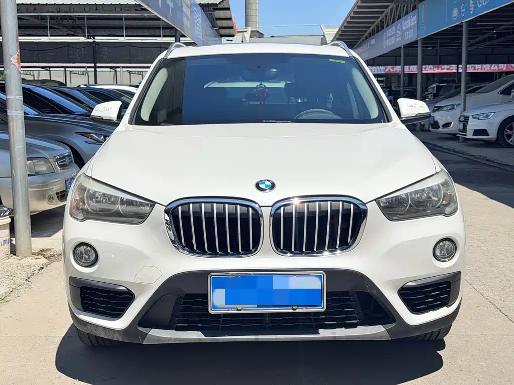 BMW X1 2017 — фото 2