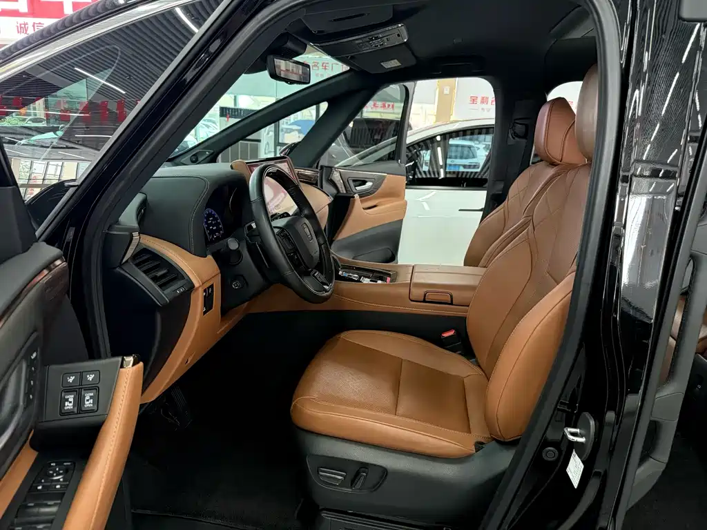Toyota Vellfire 2024 — фото 17